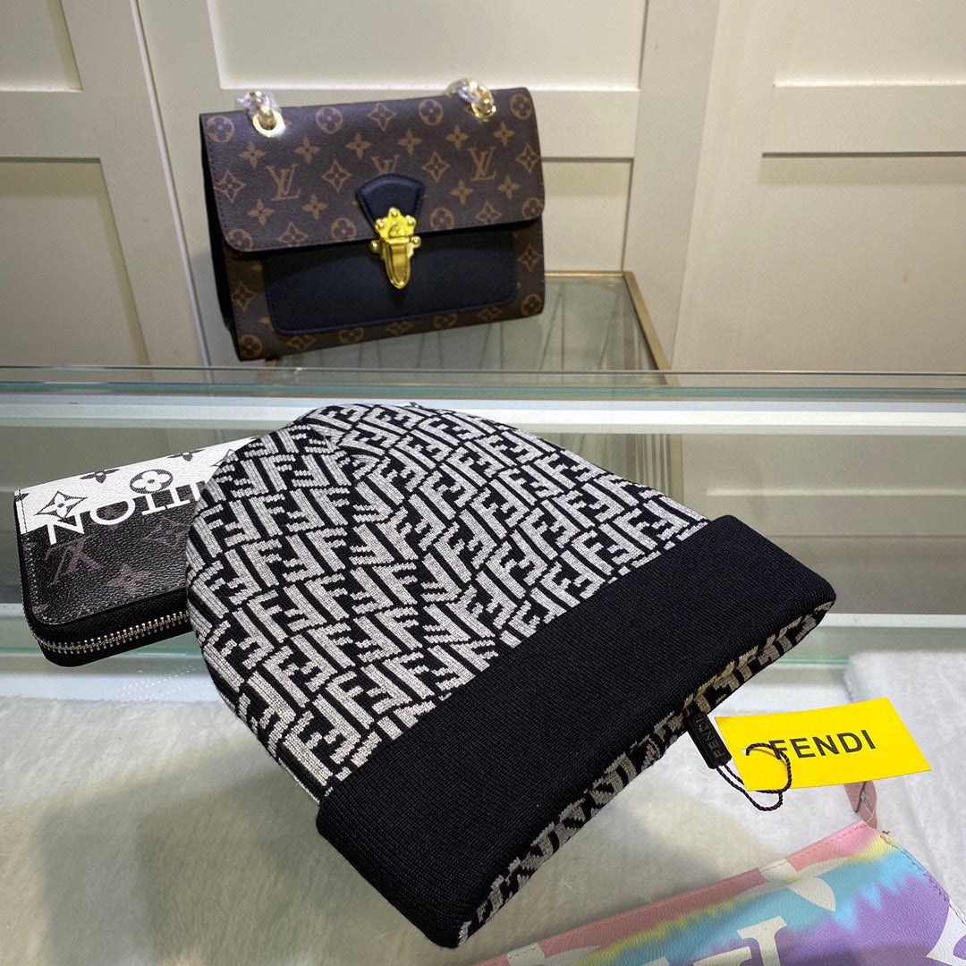 1007 Exquisite high quality knitted hat