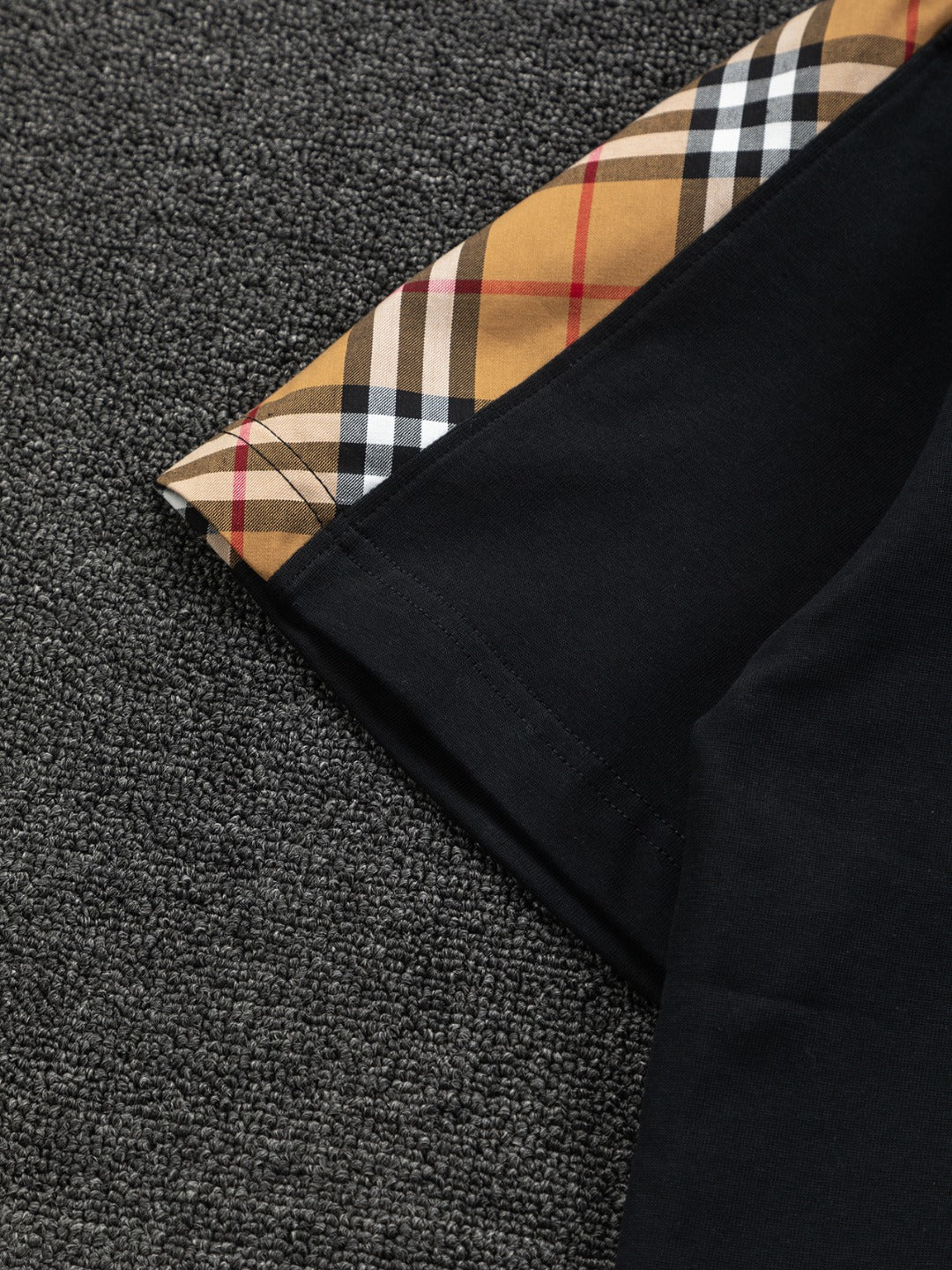 250218 New classic plaid patchwork T-shirts