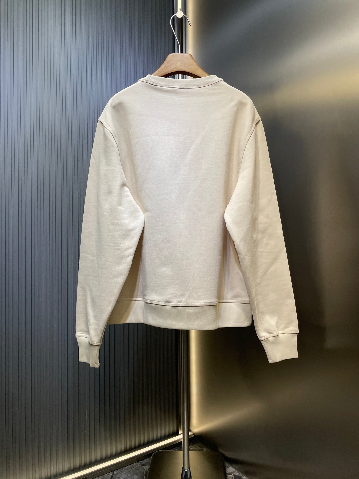 250813 New high-quality embroidered long-sleeved sweatshirt