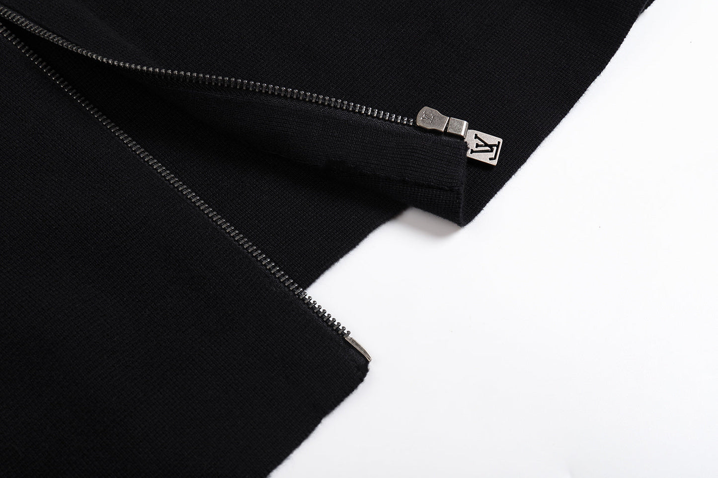 250813 New high-quality embroidered knitted flight jacket