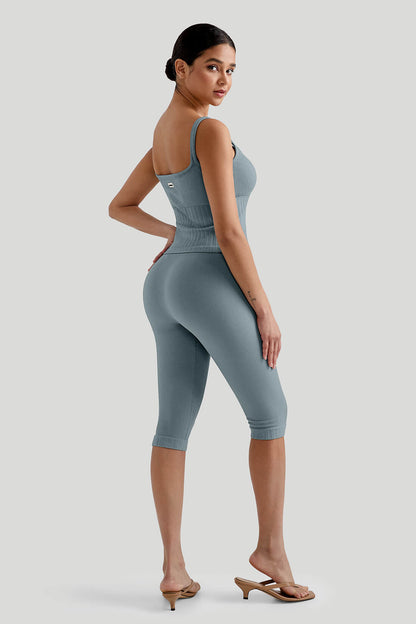 Ribbed Capri Pants