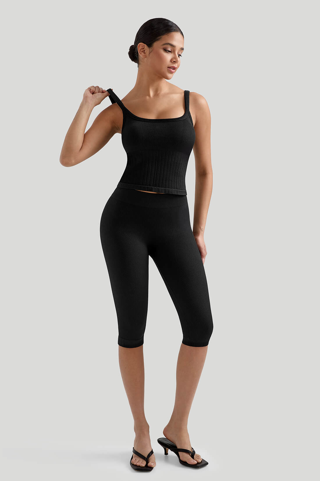 Ribbed Tank Top Capri Pants Set