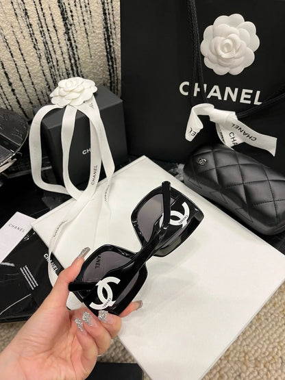 0528 Oversized square frame face-covering sunglasses