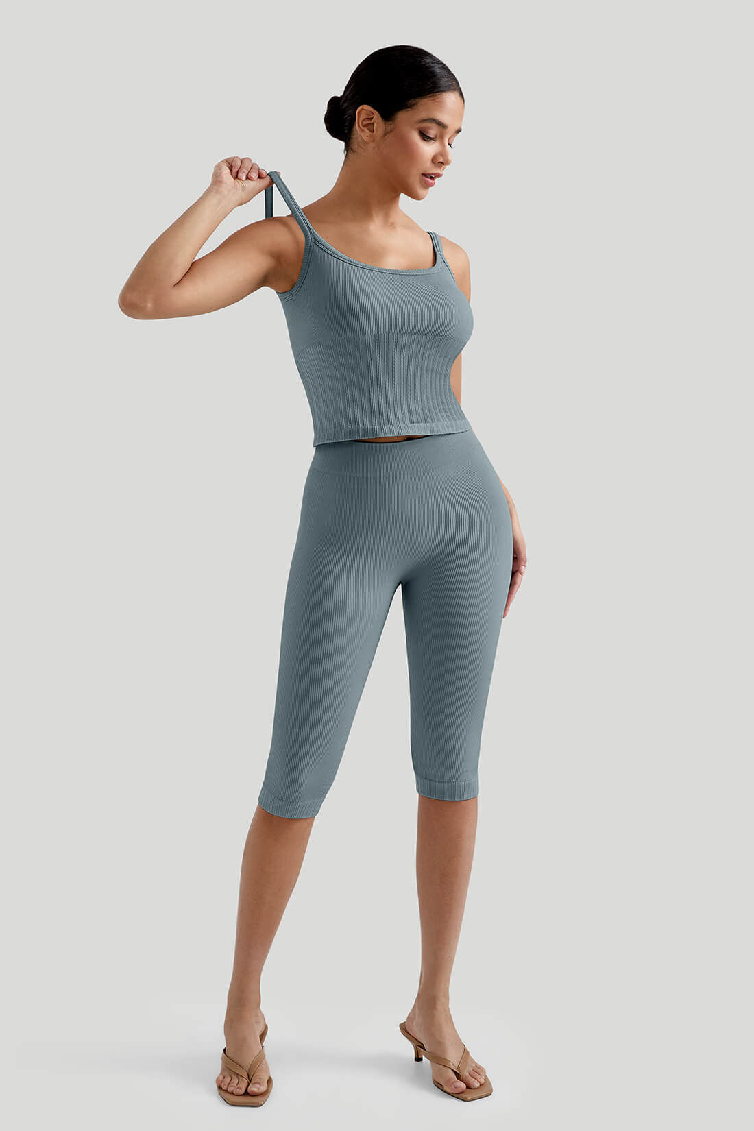 Ribbed Tank Top Capri Pants Set