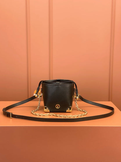 0528 Wallets and Small Leather Goods