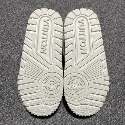 New inside increase fat board shoes