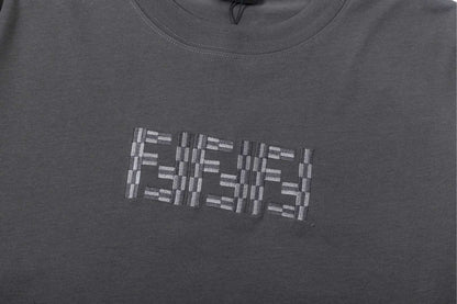 0205 New high quality monochromatic embroidered T-shirt