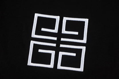 250212 Classic icon T-shirt