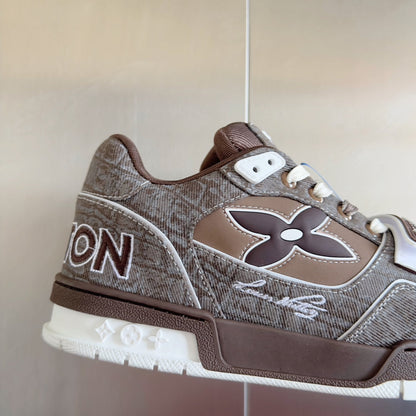 250318 New high quality new grain board shoes