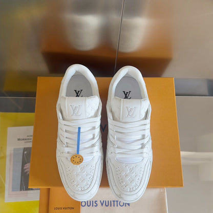 250318 New high quality new color board shoes