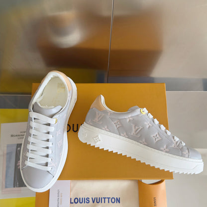 250318 New high quality new color board shoes