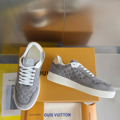 250318 New high quality new color board shoes