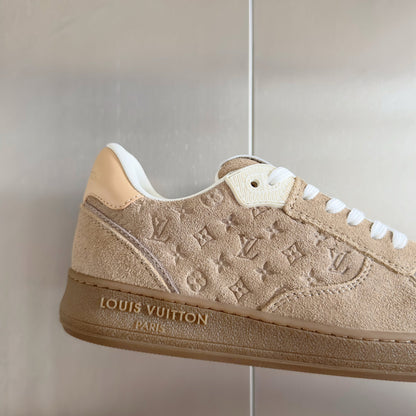 250318 New high quality new color board shoes