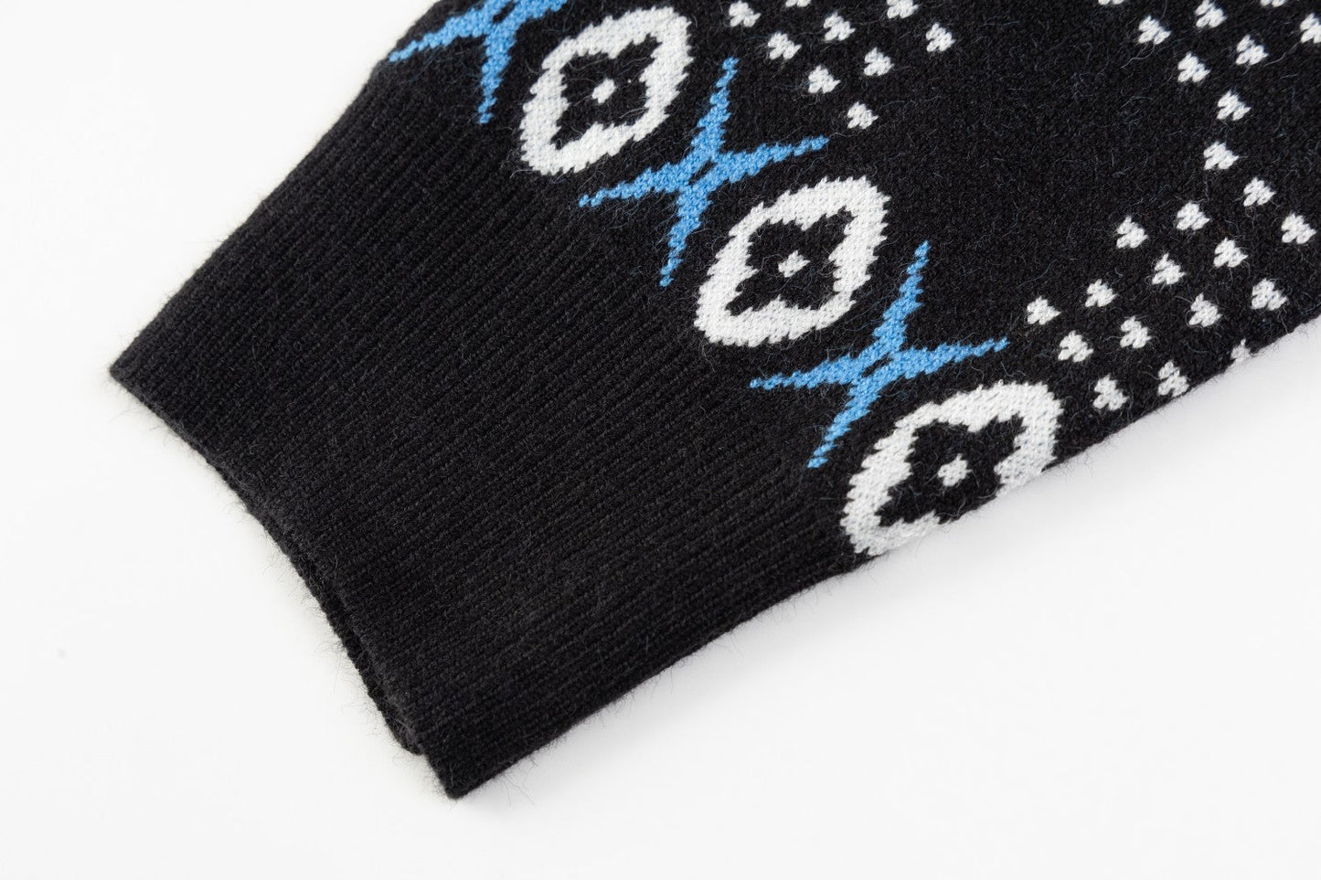 250729 New high-quality flystitch knitted sweater