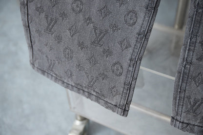 250729 New heavy-duty jacquard spray-painted denim trousers