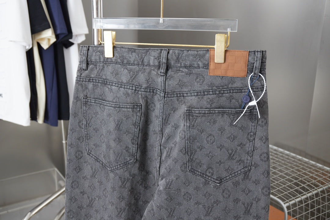 250729 New heavy-duty jacquard spray-painted denim trousers