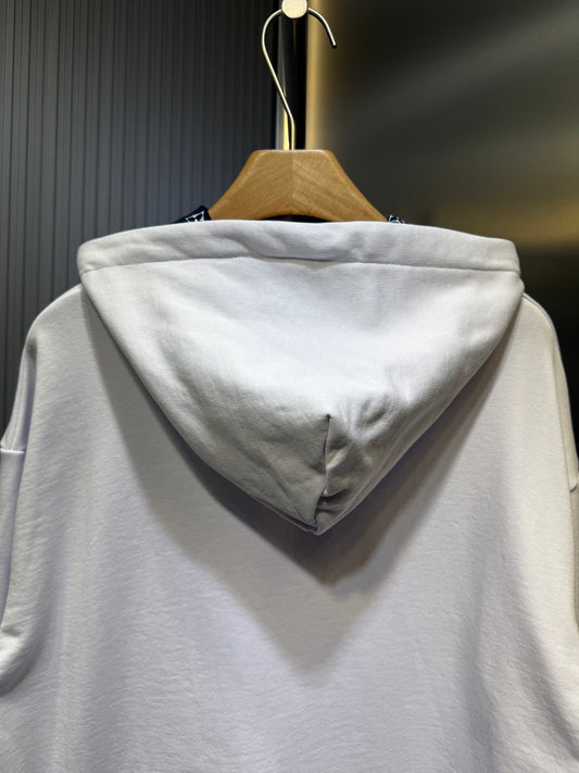 250813 A new high-quality, simple hooded sweatshirt