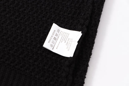 250813 A new high-quality two-color long-sleeved knitted coat