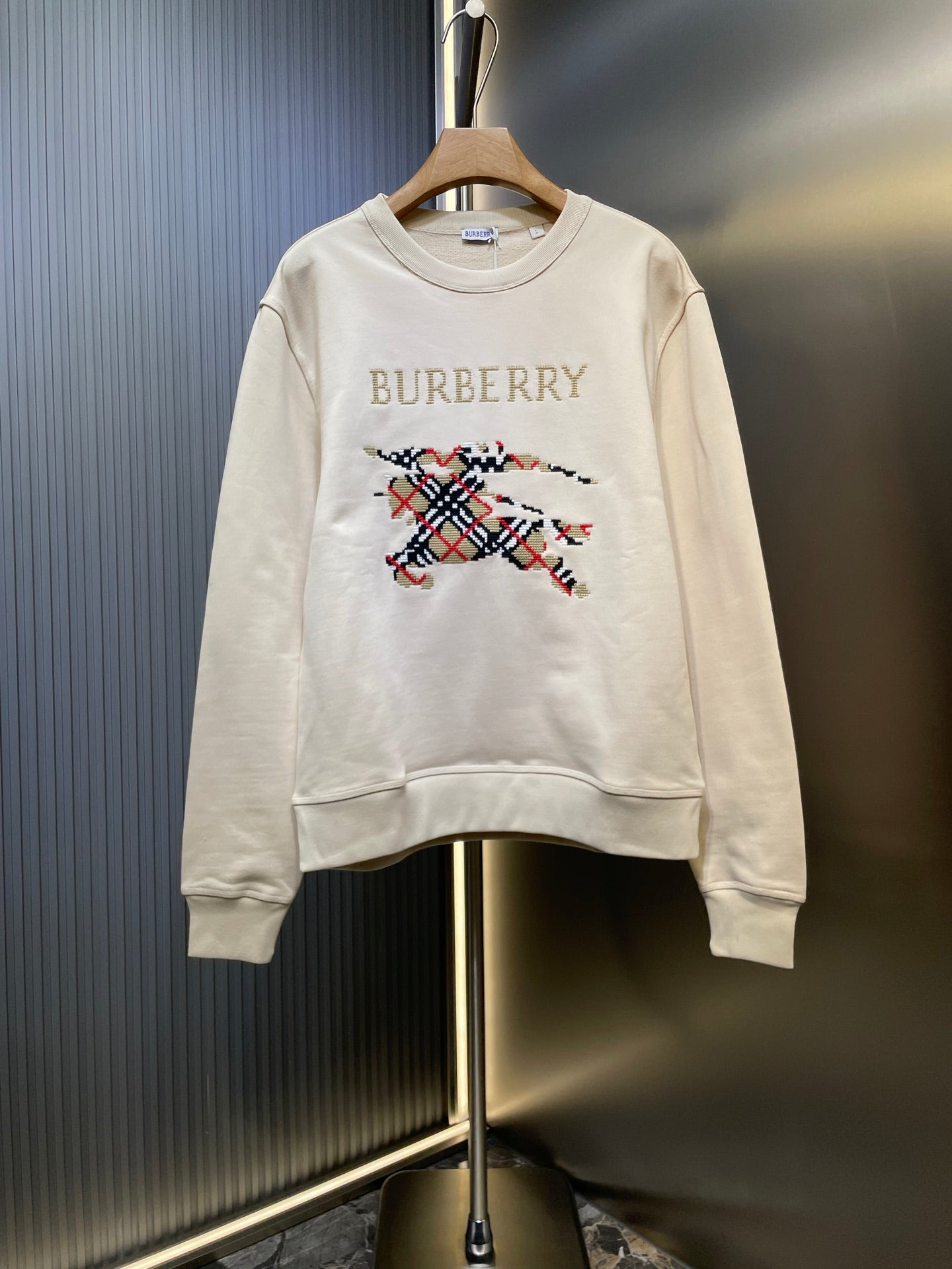 250813 New high-quality embroidered long-sleeved sweatshirt