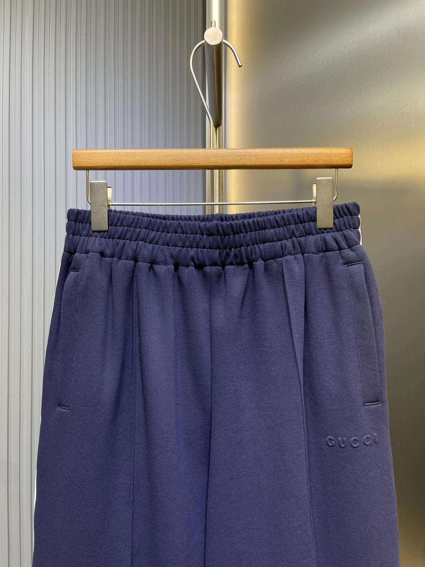 250813 New high-quality embroidered embossed logo sportswear pants