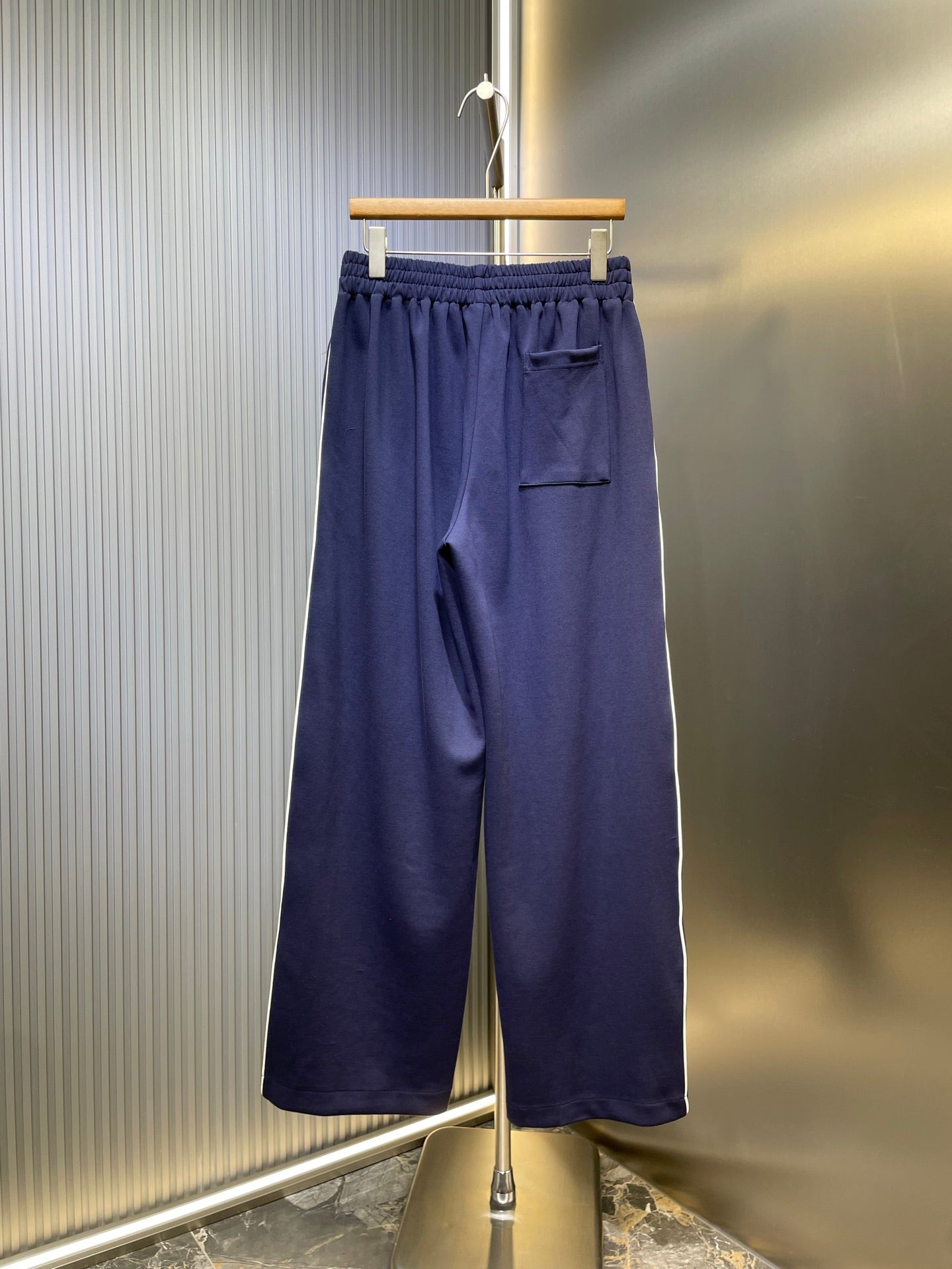 250813 New high-quality embroidered embossed logo sportswear pants